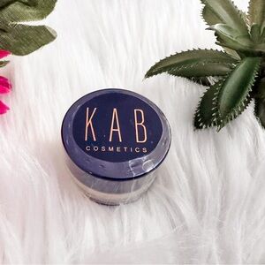 🔹‎ 10/$25- KAB Cosmetics Loose Setting Powder - Translucent